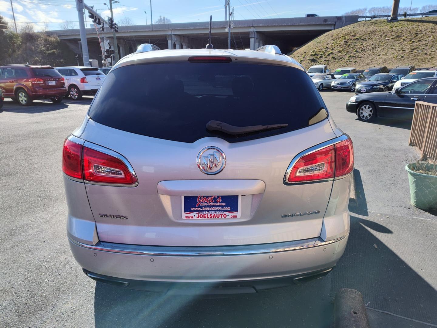 2015 Silver Buick Enclave (5GAKRAKD9FJ) , located at 5700 Curlew Drive, Norfolk, VA, 23502, (757) 455-6330, 36.841885, -76.209412 - Photo#12